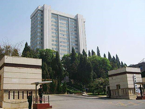 1539140589260901.jpg 1、云南省人民政府办公园区监控报警系统升级改造项目500px.jpg